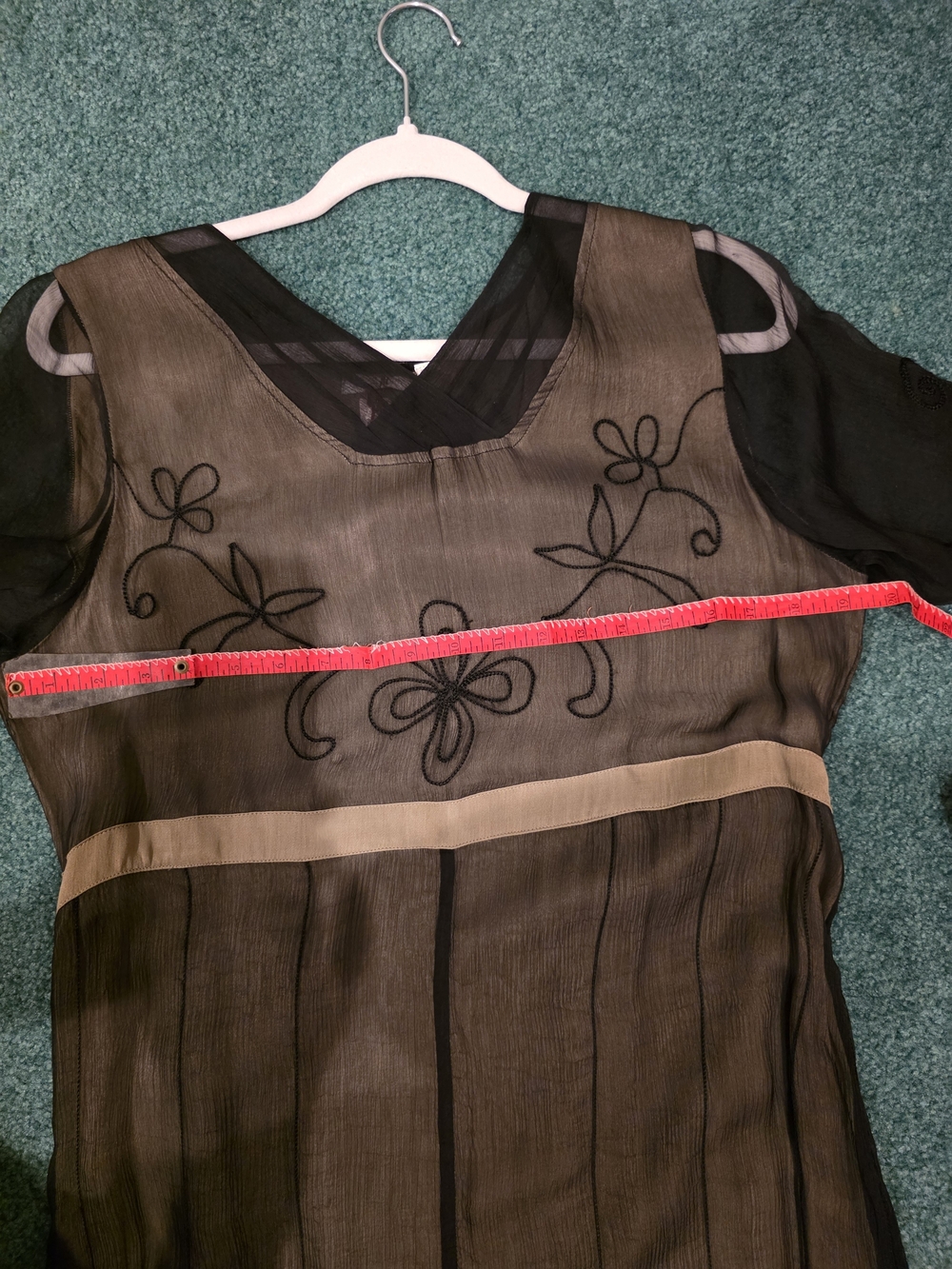 NWT Nataya Vintage Inspired  Embroidered Tea Dress in Black and Tan